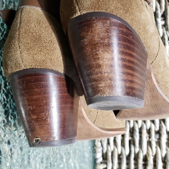 GUESS Suede Heeled Booties Size 7M - Picture 10 of 11